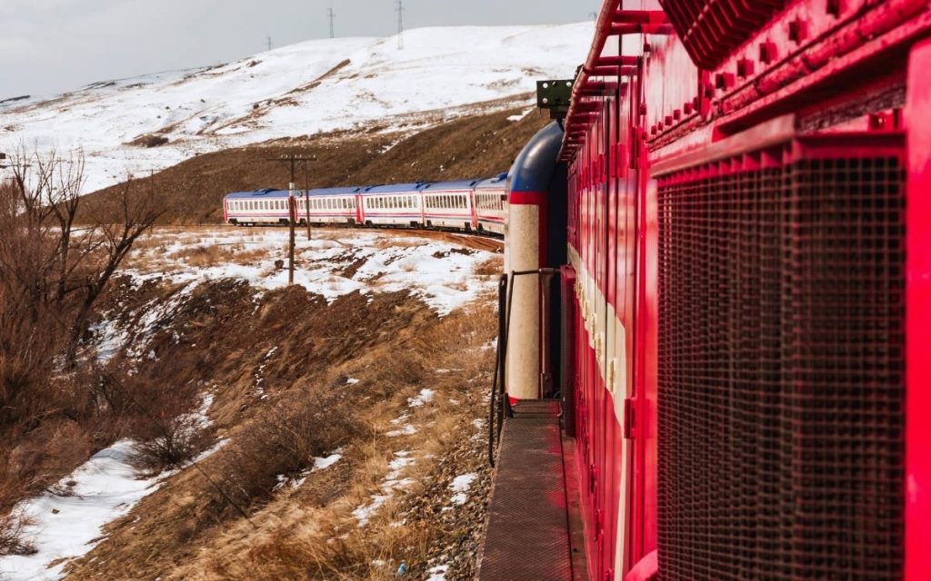 turkey-armenia-border-nearly-ready-to-open,-officials-say