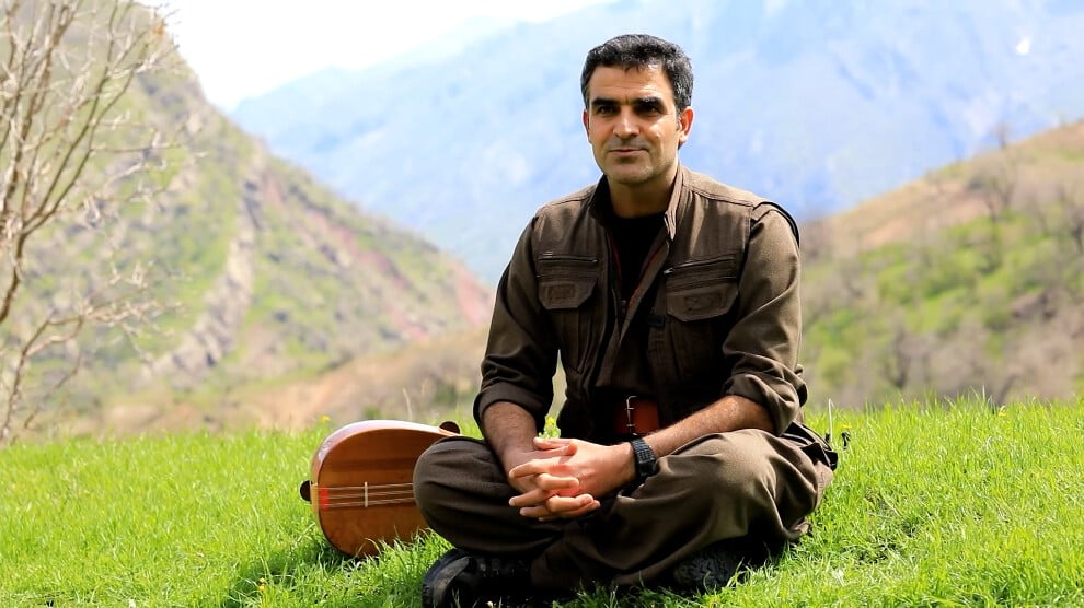 tirej-roj:-hozan-mizgin,-tum-kurdistan’a-hitap-eden-ulusal-bir-tarzin-oncusu-oldu