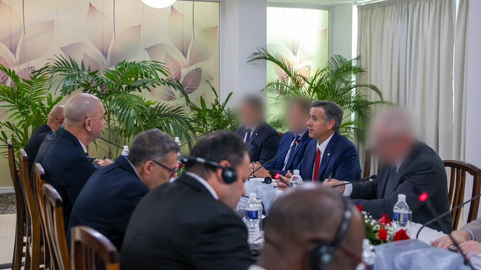 cia-patronundan-kuba’ya-dikkat-ceken-ziyaret