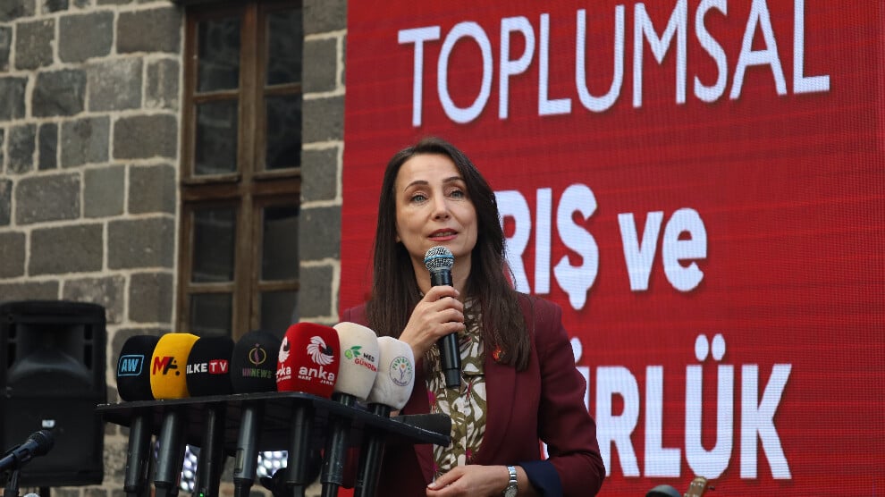toplumsal-baris-ve-ozgurluk-forumu-sona-erdi:-ocalan’in-statusu-icin-adim-atin