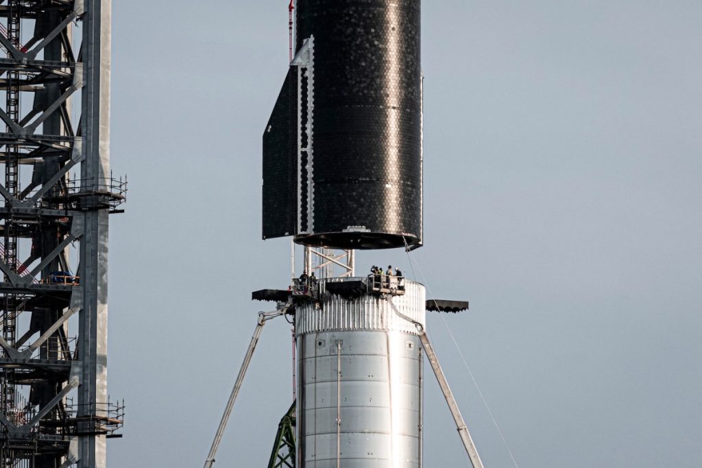 osha-probing-worker-death-at-spacex’s-starbase-site-|-techcrunch