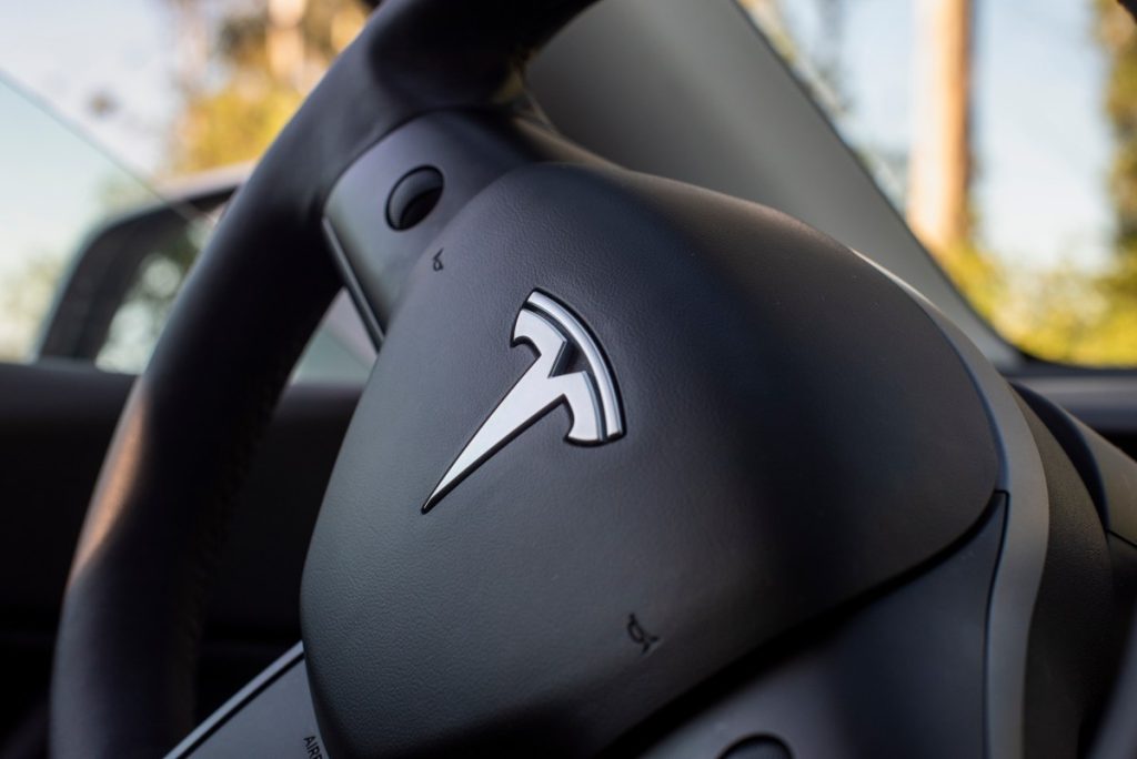 tesla’s-full-self-driving-software-is-creeping-into-europe-|-techcrunch