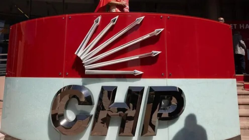 chp-kararina-siyasi-parti-ve-stk’lerden-tepki:-demokratik-siyasete-darbe