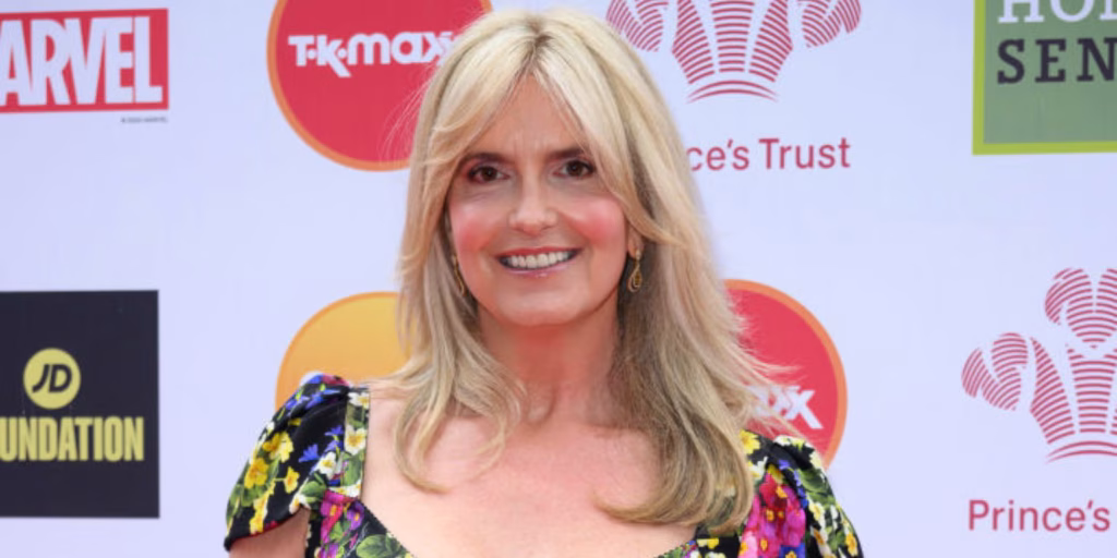 penny-lancaster-debuts-retro-inspired-hair-makeover-with-modern-70s-flair
