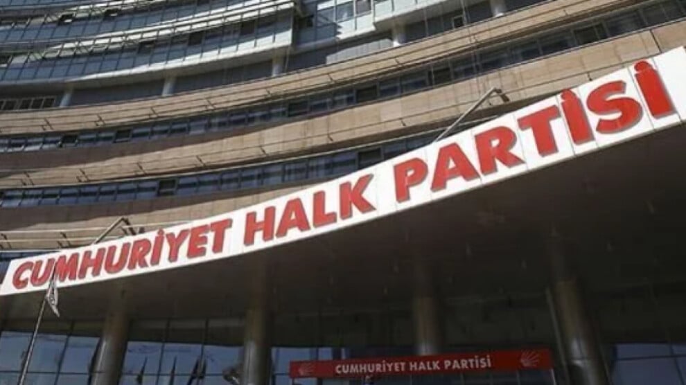 chp’nin-onune-cok-sayida-polis-sevk-edildi