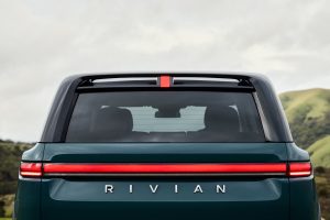 rivian-will-deliver-the-first-r2-suvs-on-june-9-|-techcrunch