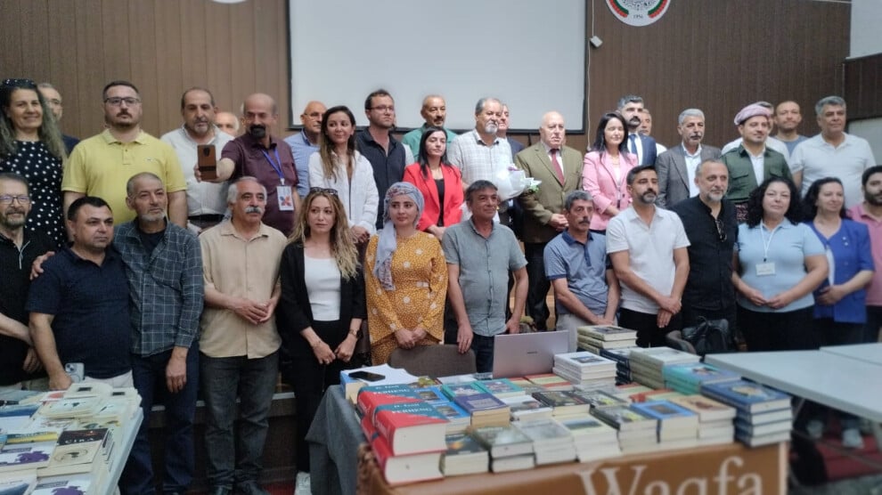 kurtce-yayinci-ve-yazarlar:-kurtce-statu-kazanirsa-okur-sayisi-da-artar