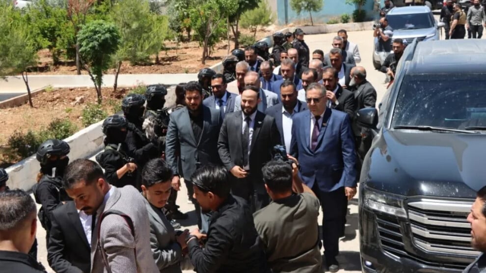 kobane-yonetimi-halep-valisi-ile-hizmet,-ekonomi-ve-adalet-dosyalarini-gorustu