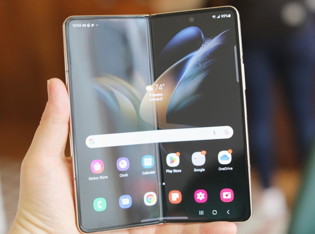 apple’s-foldable-iphone-could-be-just-around-the-corner-|-techcrunch