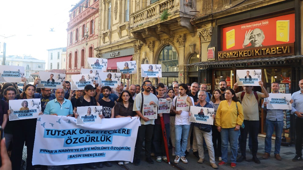 istanbul’da-tutsak-gazeteciler-icin-dayanisma-aciklamasi