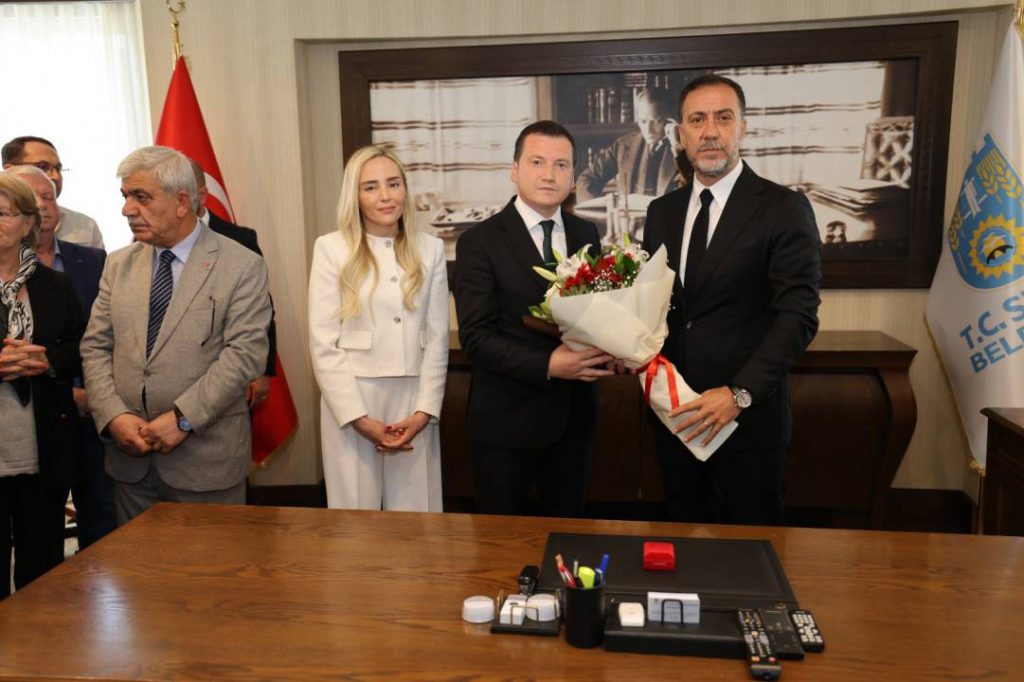 istanbul’s-silivri-district-mayor-detained-in-corruption-investigation
