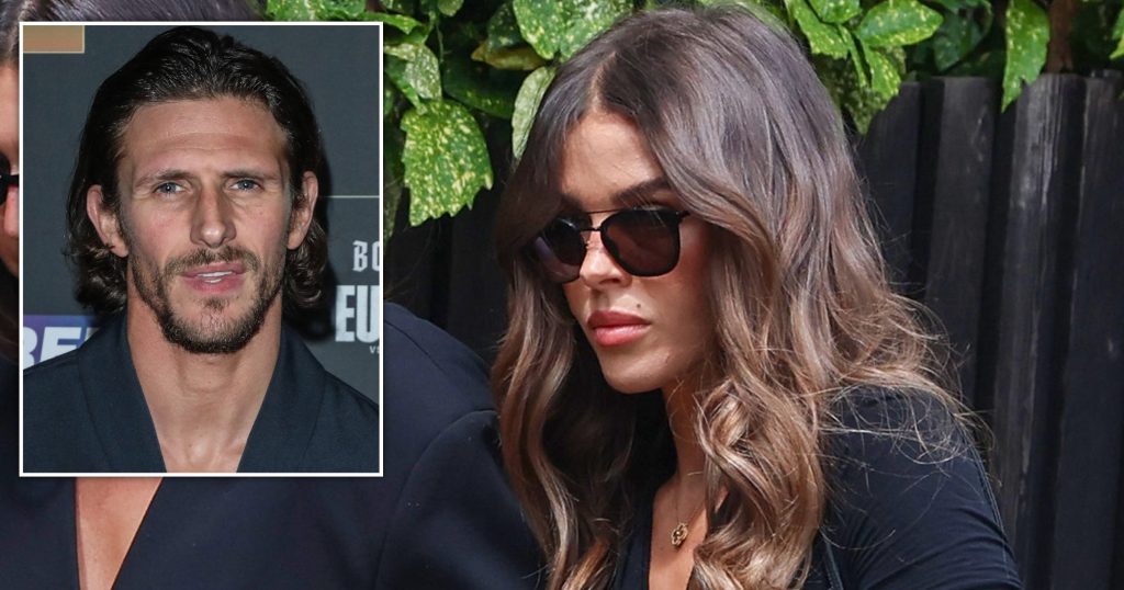 chloe-lewis-pays-emotional-tribute-to-jake-hall-with-moving-gesture-at-funeral-wake