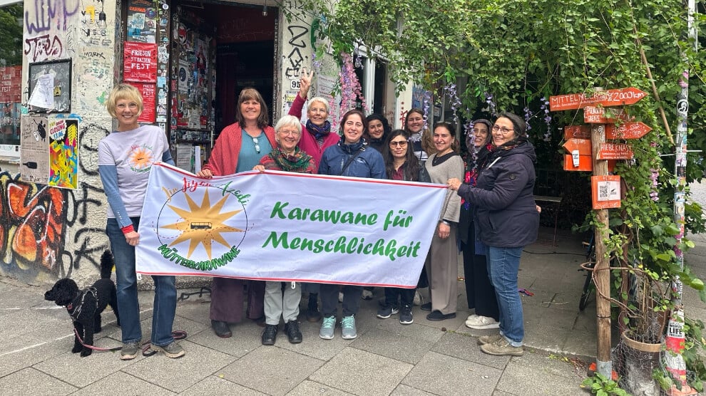 anneler-karavani-bremen’e-ulasti:-jin-jiyan-azadi-ile-baris-cagrisi