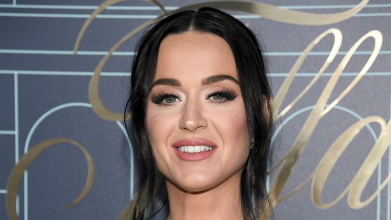katy-perry-reflects-on-heartbreak,-anger,-and-personal-growth-in-candid-new-interview