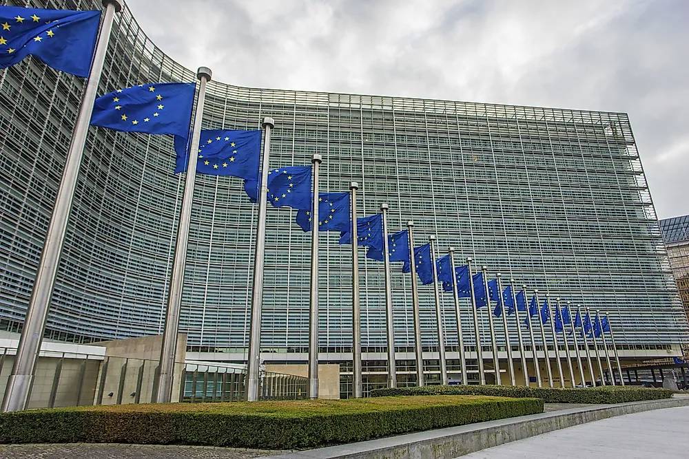 a-brief-look-at-europe’s-approach-to-facing-the-past