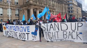 birmingham’da-fasist-yuruyuse-karsi-yuzlerce-kisi-sokaga-cikti