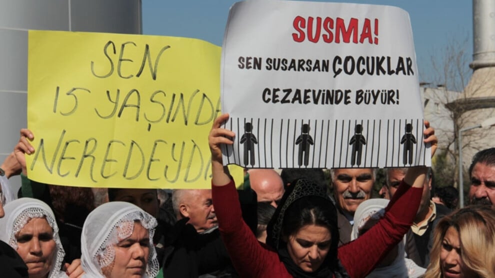 ‘siyasi-sebeplerle-tutuklanan-cocuklarin-cocuk-olmalari-gormezden-geliniyor’