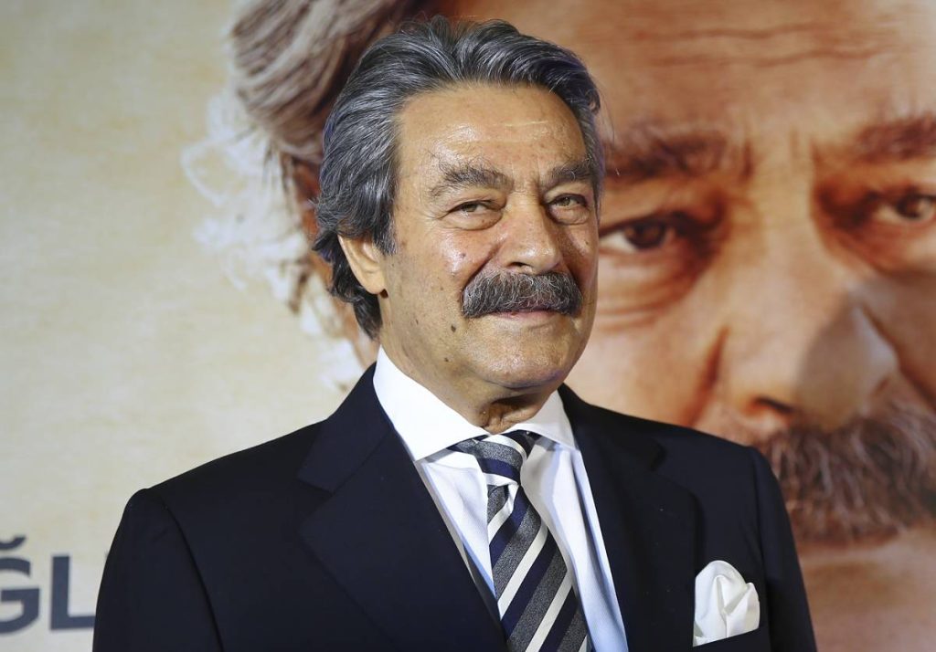 actor-kadir-inanir-laid-to-rest-in-istanbul