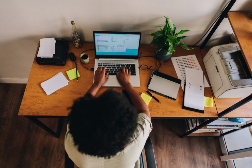 5-desk-gadgets-that-can-make-your-workday-better-|-techcrunch