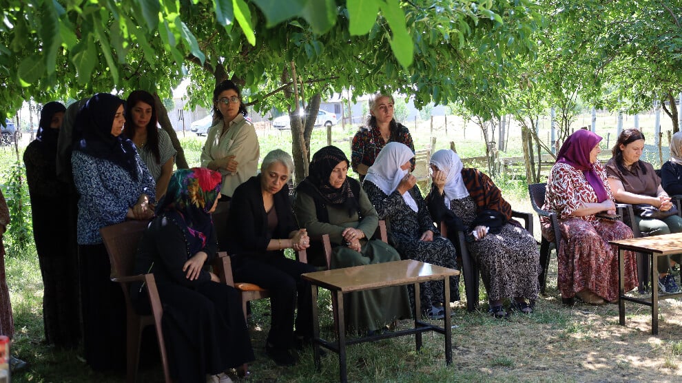 yrk-gerillasi-halil-cicek’in-taziyesi-ziyaret-edildi