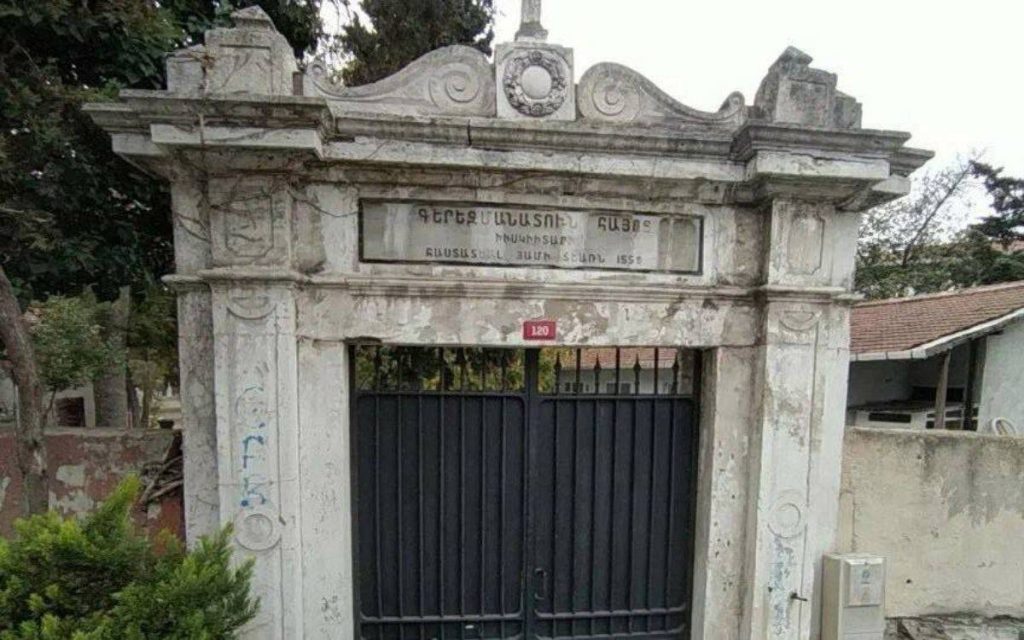 armenian-church-cemetery-vandalized-in-istanbul