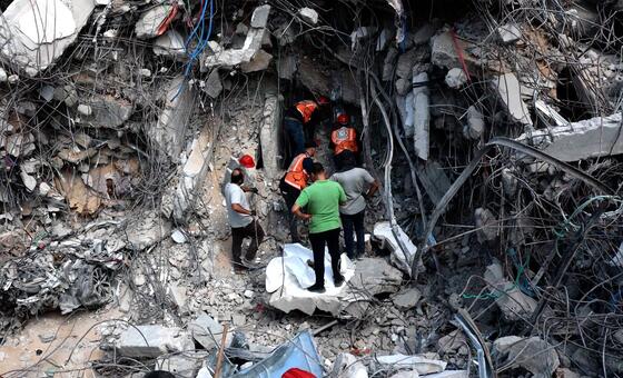 ‘we-face-a-new-ordeal’:-gaza’s-search-for-the-dead-goes-on