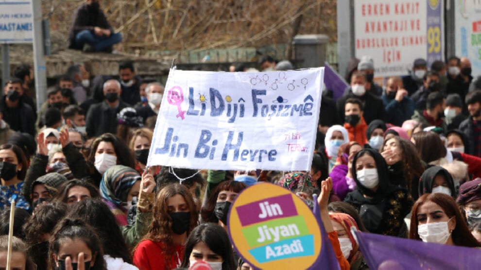 donusum-ve-demokratik-orgutlenmenin-oncu-gucu:-bakur