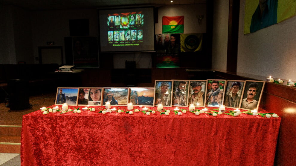 antwerpen’de-mahabad’da-sehit-dusen-yrk-gerillalari-anildi