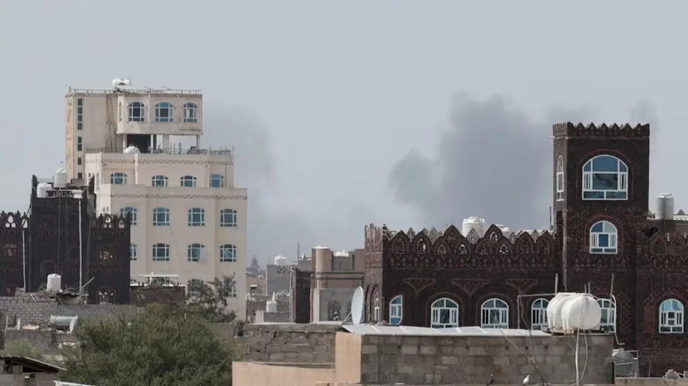 sana-havalimani-bombalandi;-saldirinin-sorumlulugunu-yemen-hukumet-gucleri-ustlendi