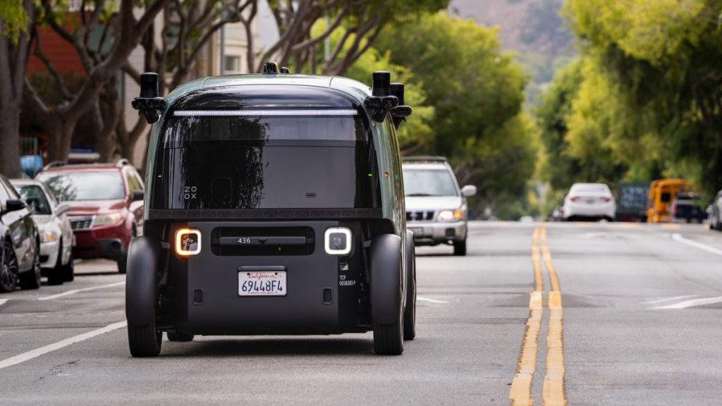 zoox-issues-software-recall-after-a-robotaxi-got-confused-by-heavy-smoke-|-techcrunch