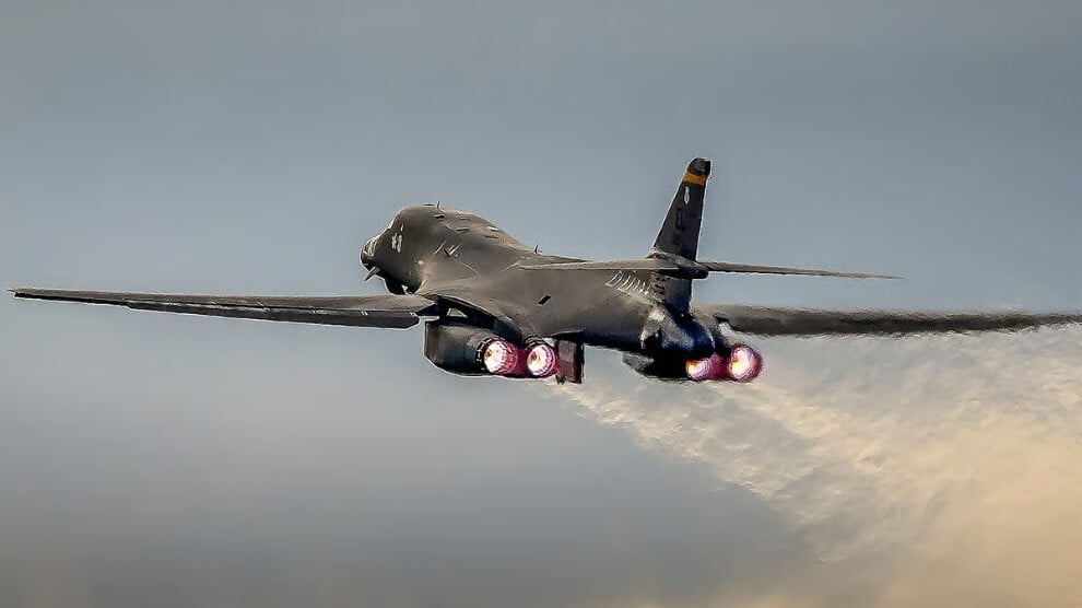 abd,-iran’da-b-1-stratejik-bombardiman-ucagini-kullandi