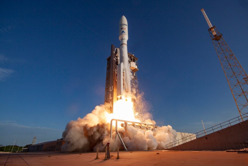 amazon’s-new-satellite-network-for-mobile-phones-could-turn-up-the-heat-on-spacex-|-techcrunch