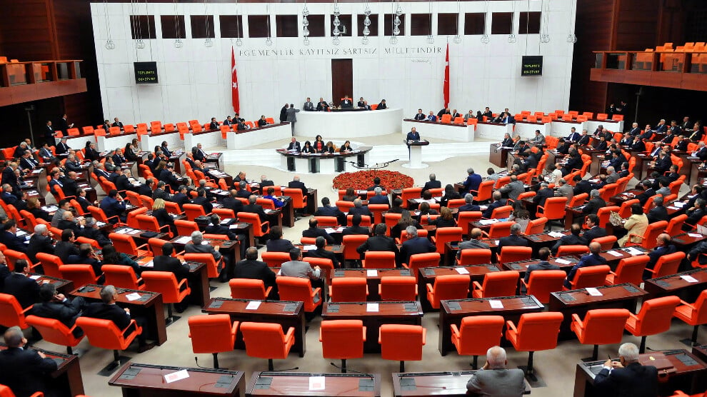 meclis’in-calisma-suresi-6-agustos’a-kadar-uzatildi