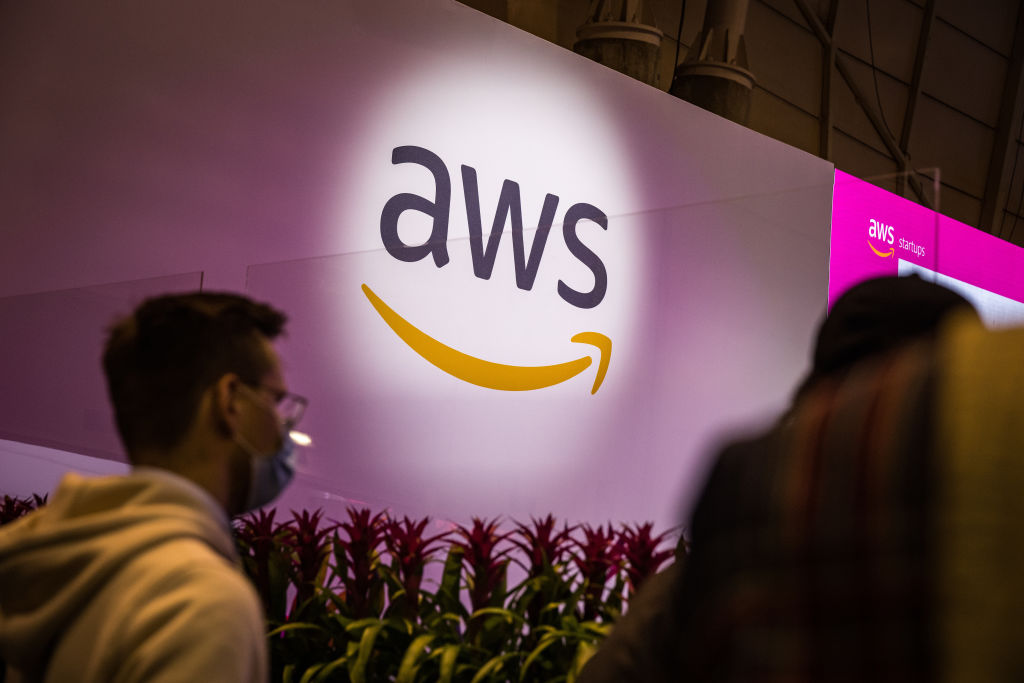 recursive-superintelligence-signs-$410m-compute-deal-with-amazon-|-techcrunch