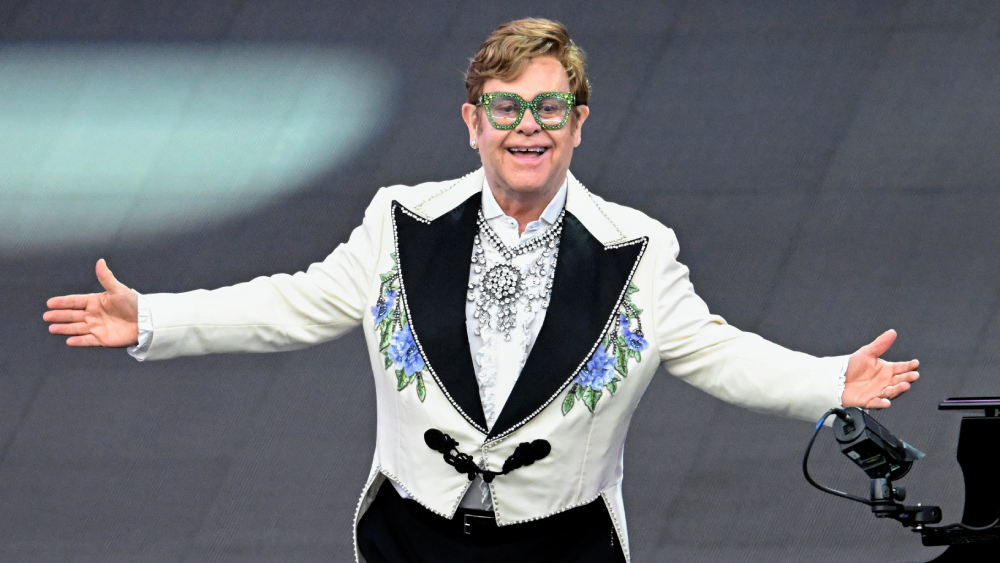elton-john-celebrates-36-years-of-sobriety,-reflects-on-his-life-changing-recovery-journey
