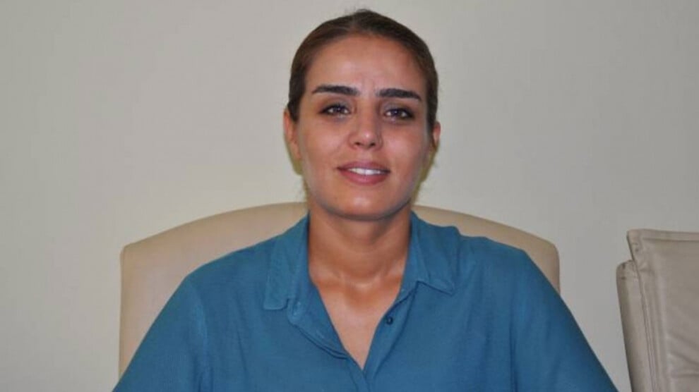 ‘partilerde-ve-yerel-yonetimlerde-genc-kadin-kotasi-zorunlu-olmali’