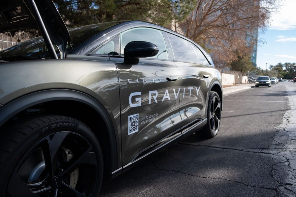 lucid’s-turnaround-plan-hinges-on-$1.4b-in-cash-savings,-robotaxis-|-techcrunch