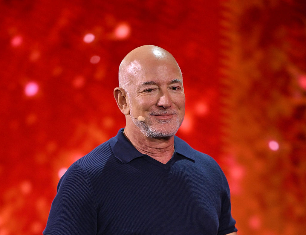 jeff-bezos-might-finally-get-his-hands-on-a-sports-team-|-techcrunch