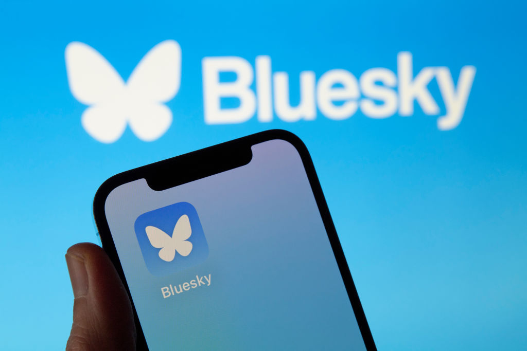 bluesky’s-active-user-base-is-shrinking-as-its-focus-expands-beyond-the-app-|-techcrunch