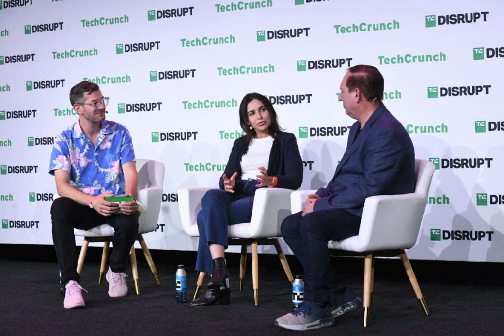 writer-introduces-new-ai-model-and-upgraded-harness-to-contain-token-costs-|-techcrunch