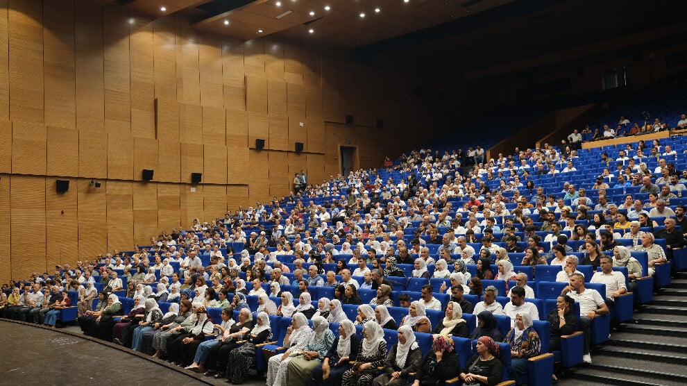 ayla-akat-ata:-onderligin-cesaretine-yanit-vermeliyiz