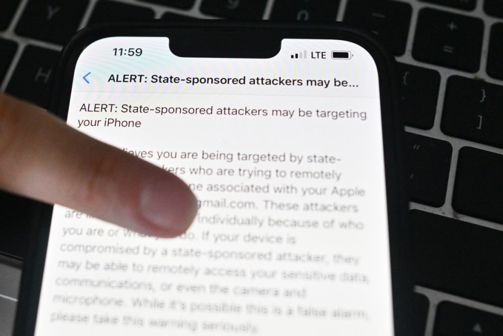 ‘unprecedented’-number-of-apple-users-received-recent-spyware-alert,-say-investigators-|-techcrunch