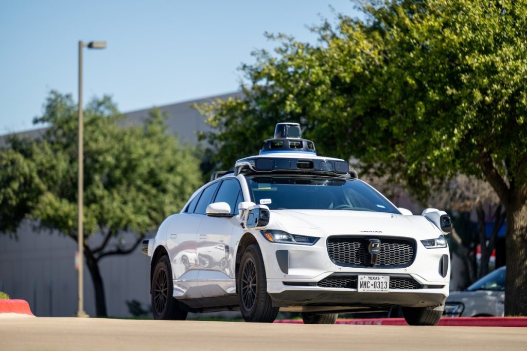 waymo-hands-over-documents-in-nhtsa’s-child-collision-probe-|-techcrunch