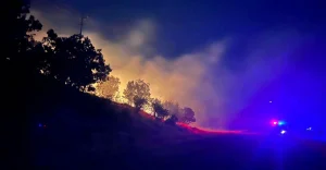 shafaq-news.al-sulaymaniyah-police-extinguish-wildfire-on-mount-azmar