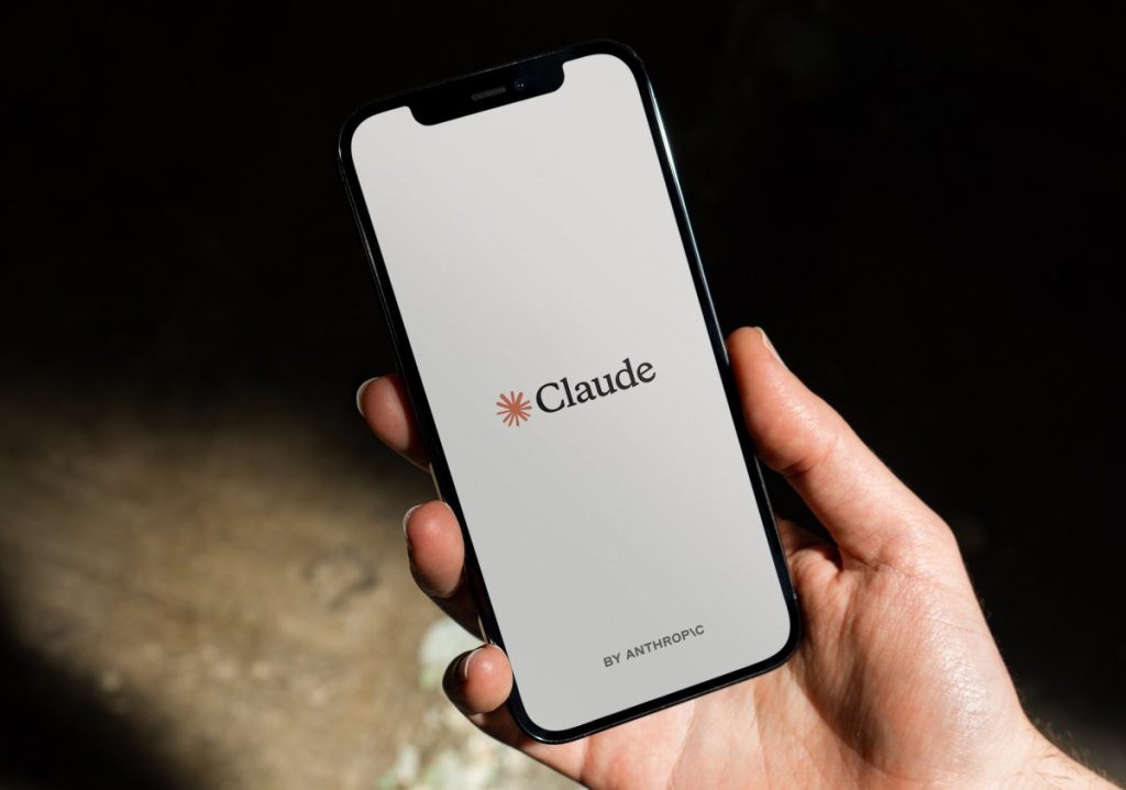 claude-cowork-finally-remembers-what-you-told-the-app-in-chat-|-techcrunch