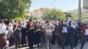 merdin’de-sehitler-icin-kurulan-taziyelere-kitlesel-ziyaret
