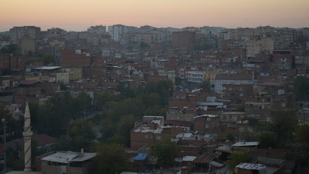 amed’te-4-bin-kisiyle-gorusuldu:-‘mahallelerdeki-en-buyuk-sorun-uyusturucu’