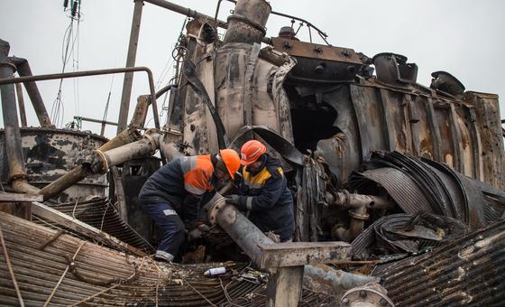 ukraine:-drone-attacks-on-chornobyl-are-‘gambling-with-the-safety-of-millions-of-people’