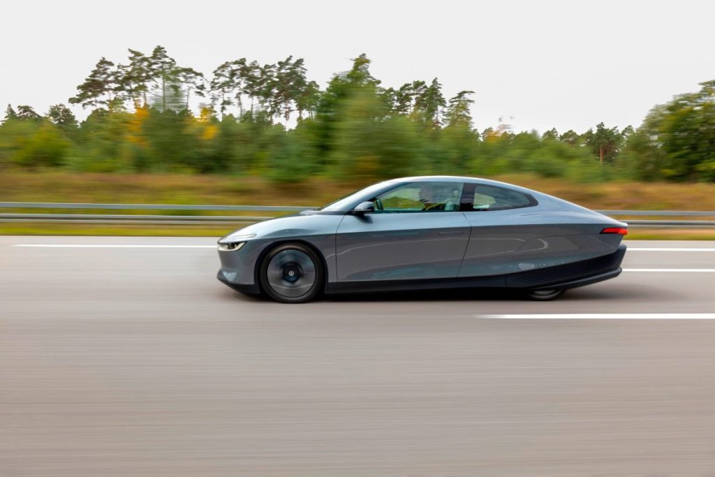 volkswagen’s-crazy-efficient-ev-borrows-an-idea-from-slate-|-techcrunch