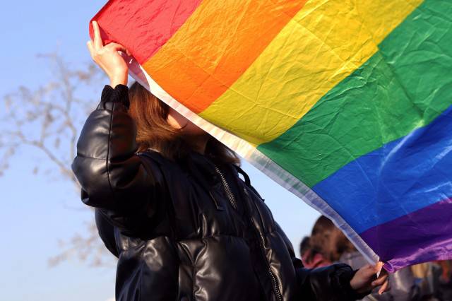 turkey-jails-over-60-in-anti-lgbti+-crackdown-as-ministry-orders-action-over-‘desexualization’